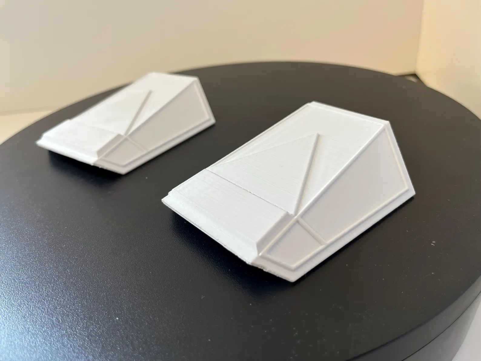 Mandalorian Hand Armor Plates - Image 2